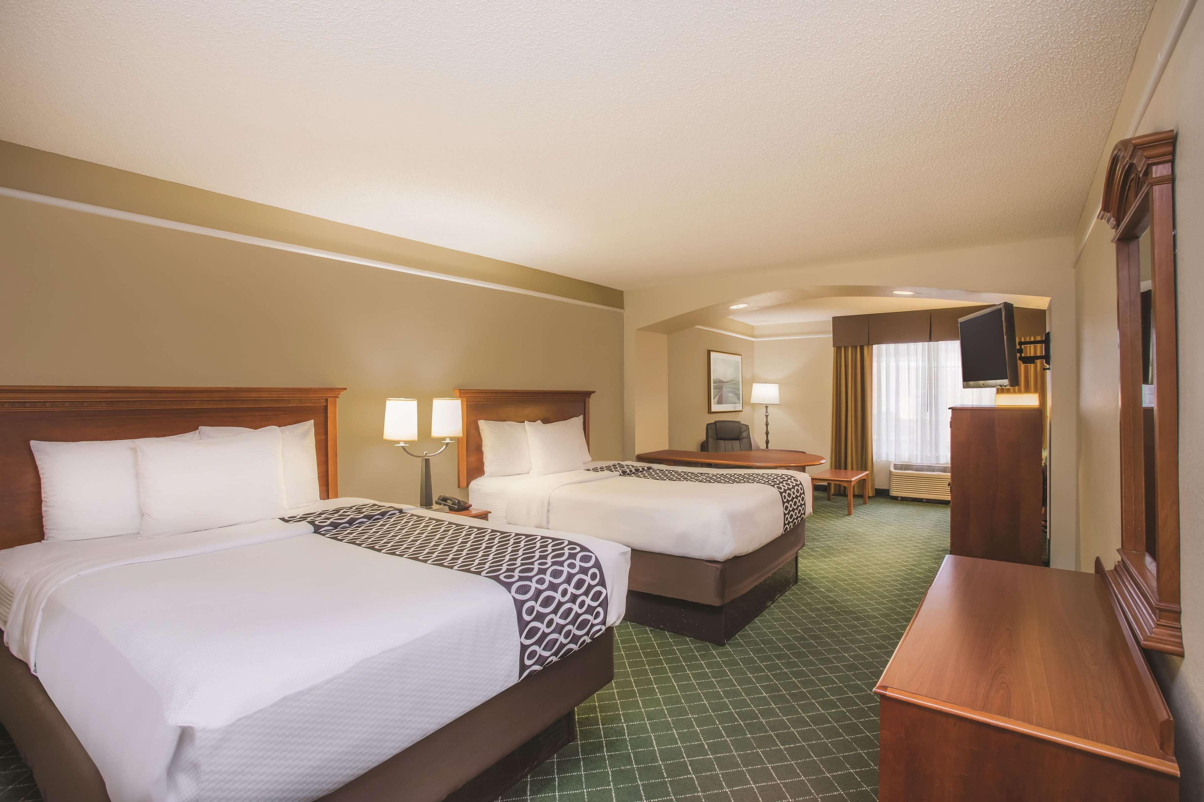 La Quinta By Wyndham Atlanta Stockbridge Hotel Exterior photo