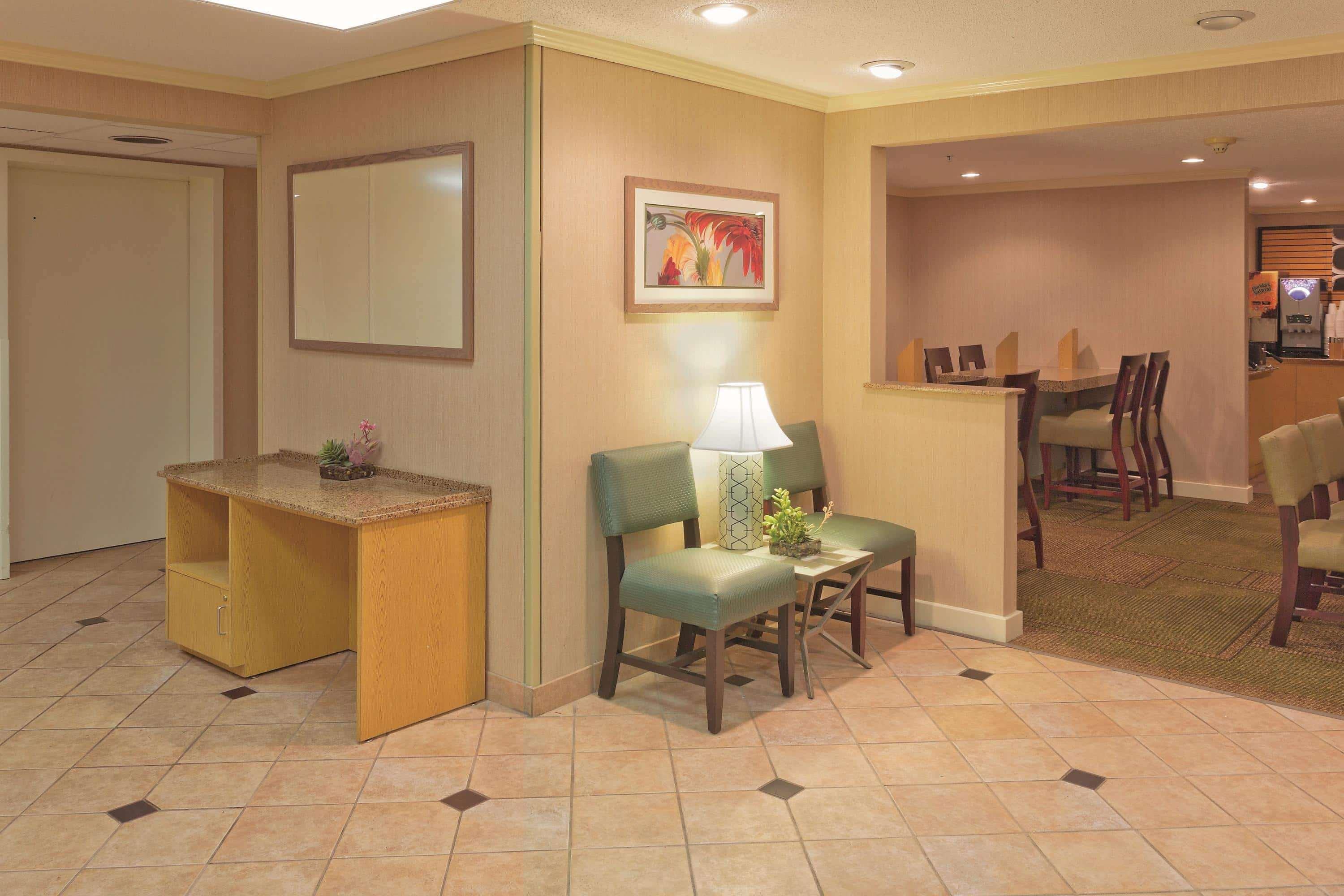 La Quinta By Wyndham Atlanta Stockbridge Hotel Exterior photo